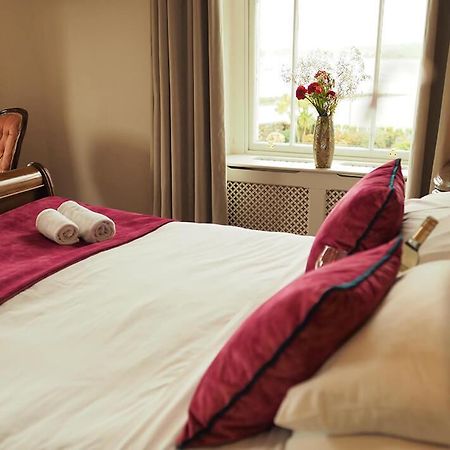 Courtmacsherry Hotel エクステリア 写真