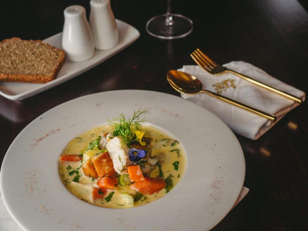 Courtmacsherry Hotel エクステリア 写真