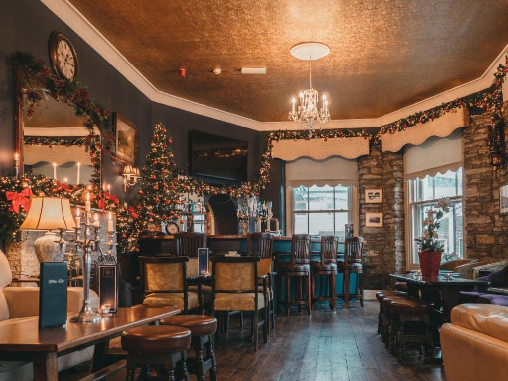 Courtmacsherry Hotel エクステリア 写真