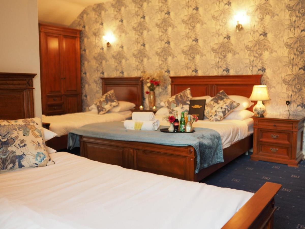 Courtmacsherry Hotel エクステリア 写真