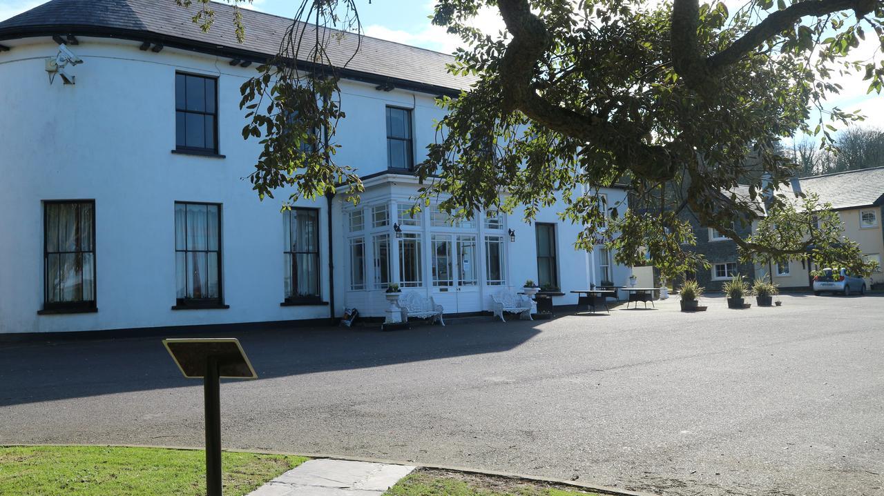 Courtmacsherry Hotel エクステリア 写真